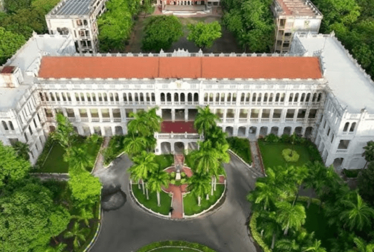 Loyola college