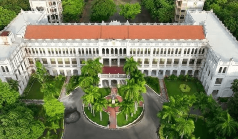 Loyola college